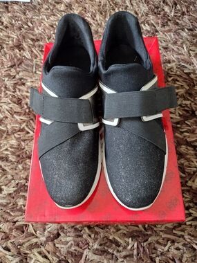 GUESS Valleri Slip On Sneakers Pewter n Black Multi Fabric w Adjustable Straps.